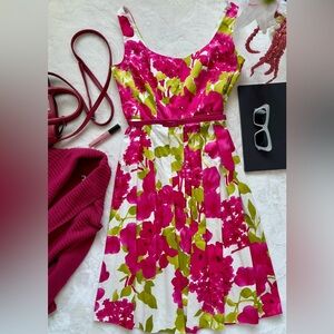 Willow Glenn New York Pink & Green Floral Belted Sleeveless Dress